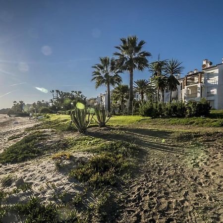 Hb - Comfortable Beachfront Holiday Apartment Εστεπόνα Εξωτερικό φωτογραφία