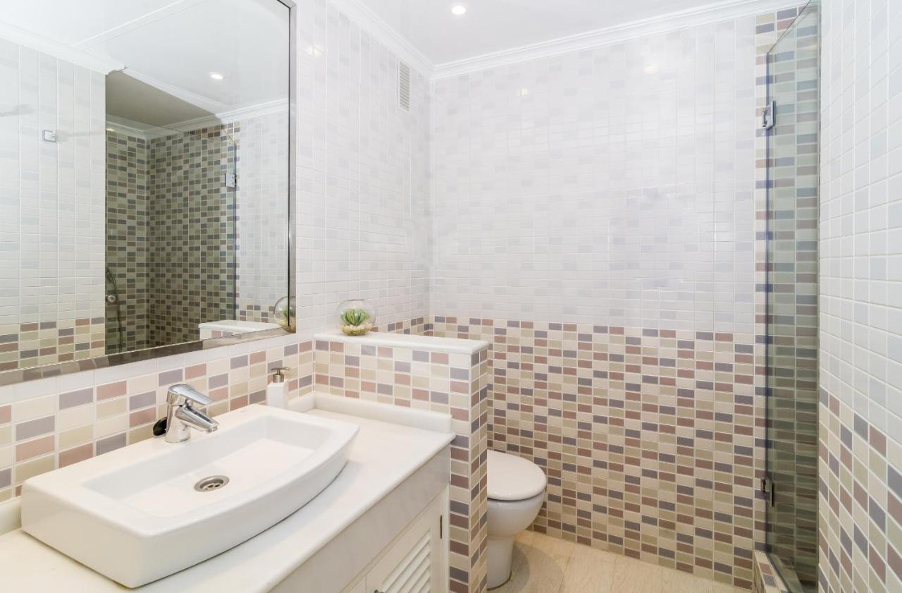 Hb - Comfortable Beachfront Holiday Apartment Εστεπόνα Εξωτερικό φωτογραφία